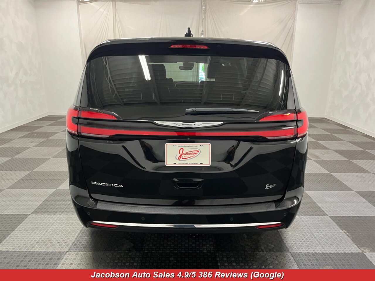 2024 Chrysler Pacifica Touring L - Photo 54 - Oshkosh, WI 54901
