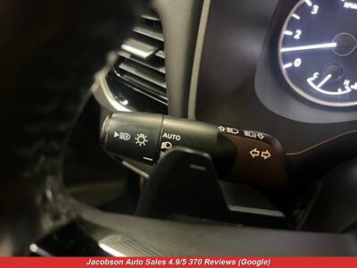 2023 Nissan Rogue SL AWD   - Photo 6 - Oshkosh, WI 54901