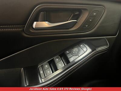 2023 Nissan Rogue SL AWD   - Photo 3 - Oshkosh, WI 54901