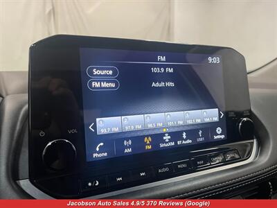 2023 Nissan Rogue SL AWD   - Photo 11 - Oshkosh, WI 54901