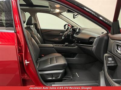 2023 Nissan Rogue SL AWD   - Photo 52 - Oshkosh, WI 54901
