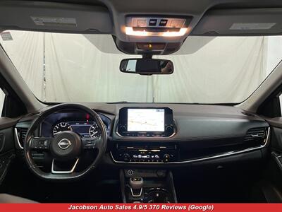 2023 Nissan Rogue SL AWD   - Photo 56 - Oshkosh, WI 54901