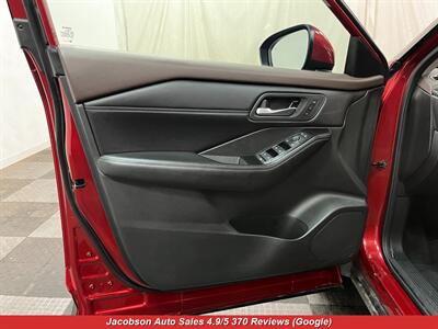 2023 Nissan Rogue SL AWD   - Photo 28 - Oshkosh, WI 54901