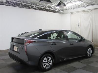 2018 Toyota Prius Four   - Photo 41 - Oshkosh, WI 54901