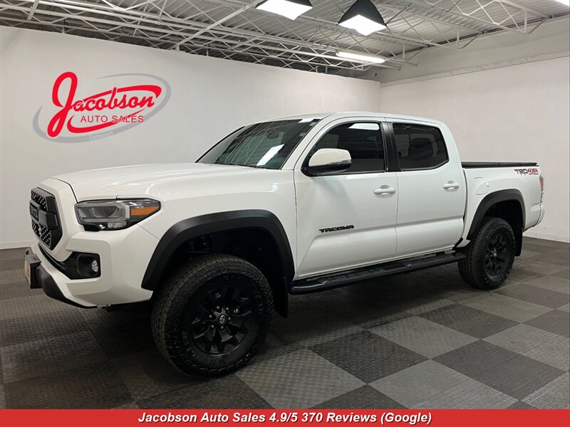 2022 Toyota Tacoma TRD Off-Road Double Cab 4x4 5'  