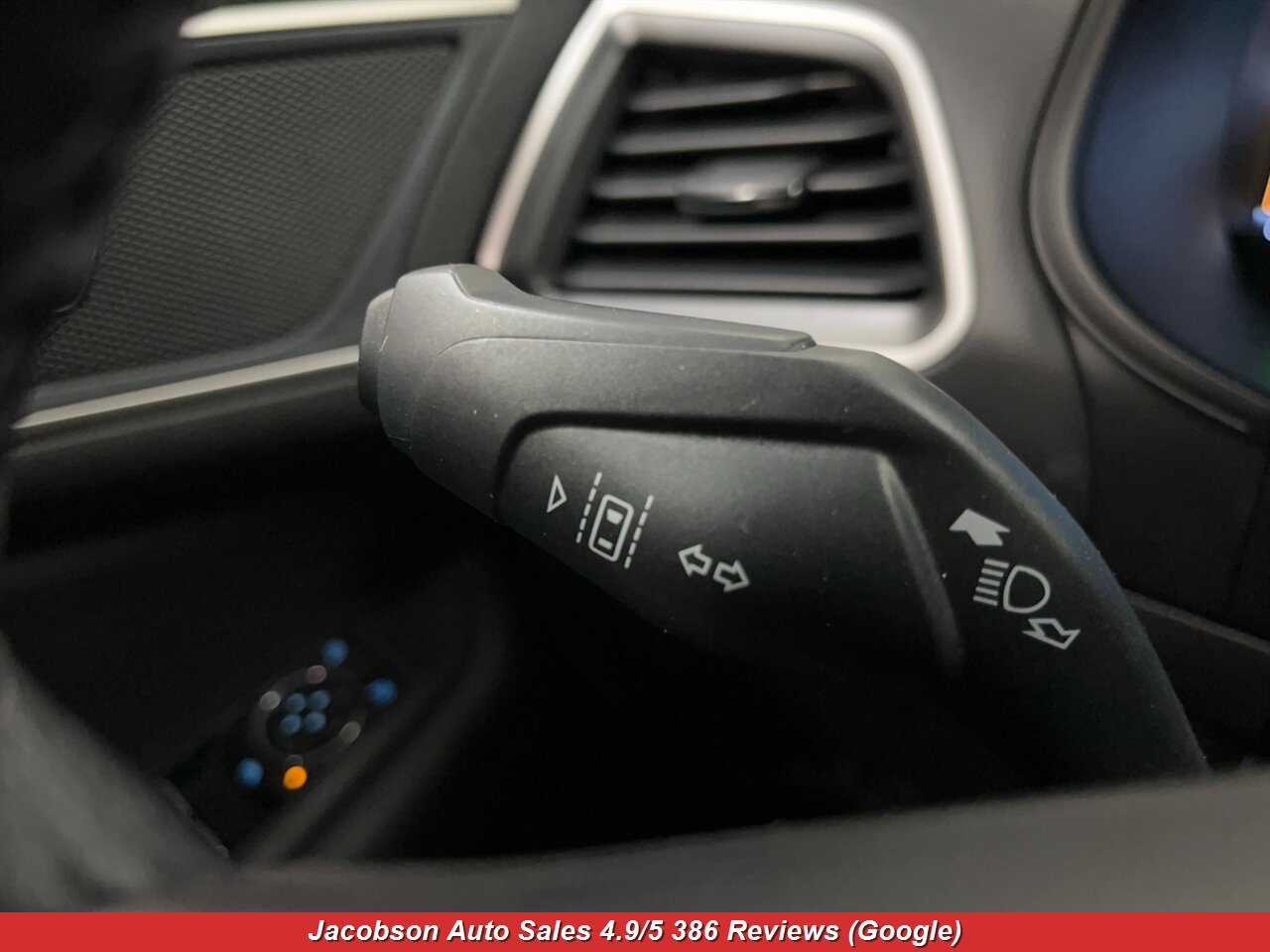 2023 Ford Edge SEL AWD - Photo 8 - Oshkosh, WI 54901