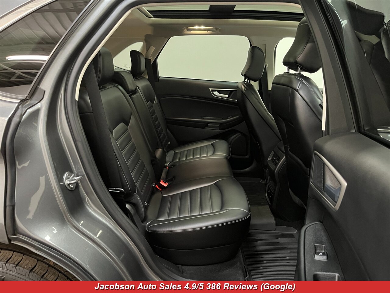 2023 Ford Edge SEL AWD - Photo 39 - Oshkosh, WI 54901