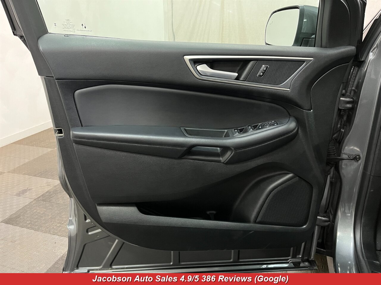 2023 Ford Edge SEL AWD - Photo 28 - Oshkosh, WI 54901