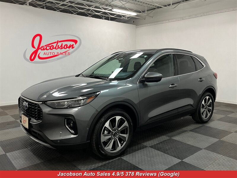 2023 Ford Escape Platinum AWD  