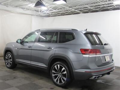 2021 Volkswagen Atlas V6 SEL R-Line 4Motion AWD   - Photo 49 - Oshkosh, WI 54901