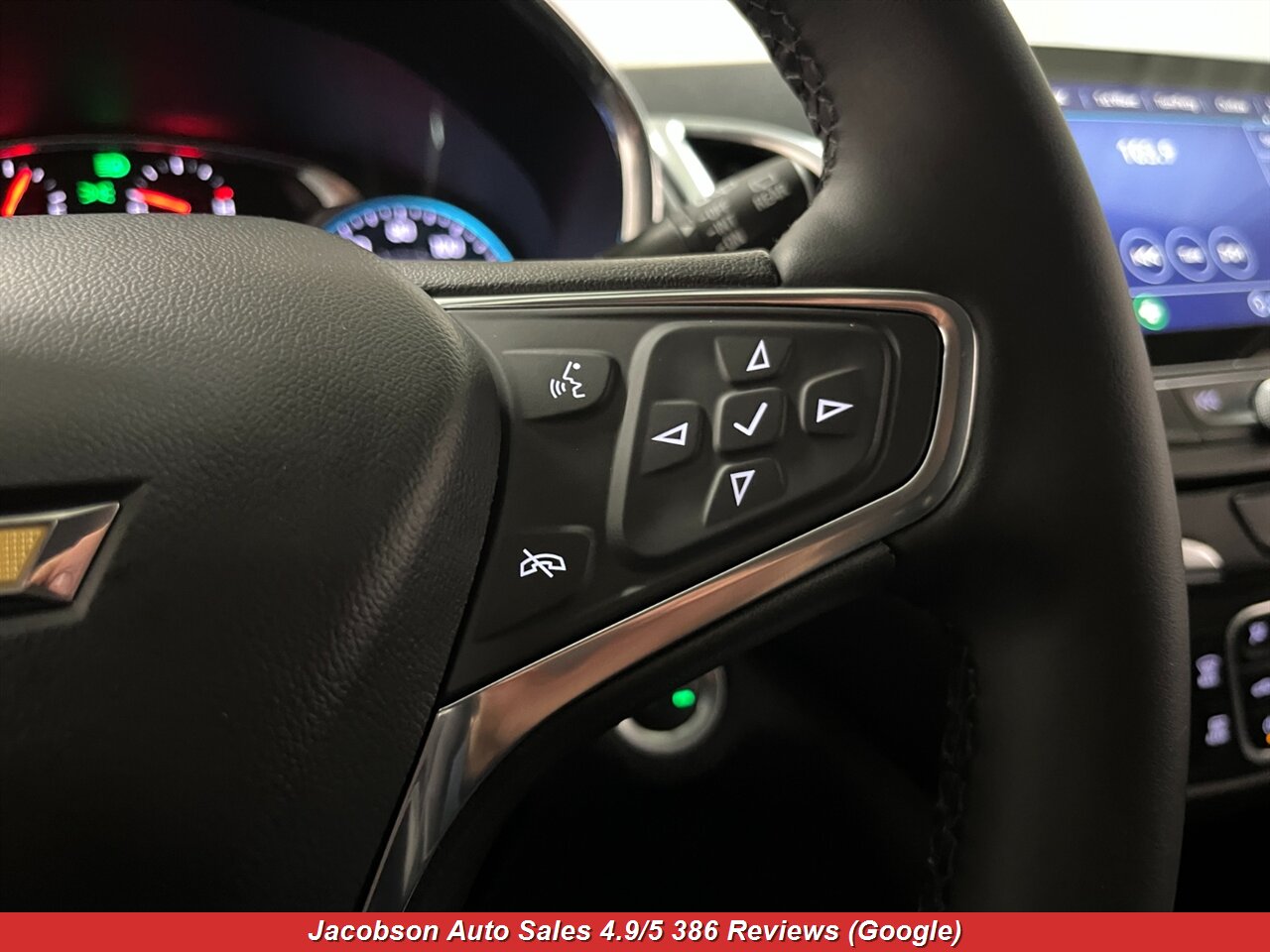 2024 Chevrolet Equinox LT 4x4 - Photo 14 - Oshkosh, WI 54901