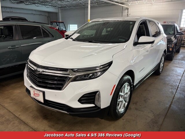 2024 Chevrolet Equinox LT 4x4   - Photo 1 - Oshkosh, WI 54901