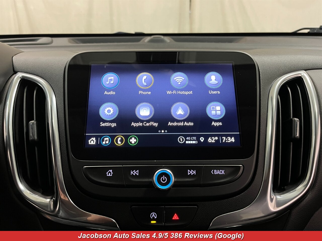 2024 Chevrolet Equinox LT 4x4 - Photo 21 - Oshkosh, WI 54901