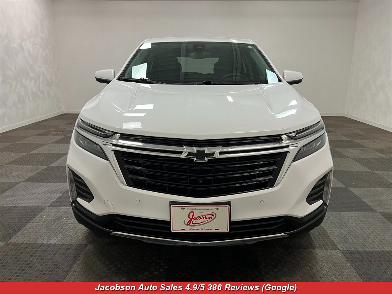 2024 Chevrolet Equinox LT 4x4 - Photo 2 - Oshkosh, WI 54901