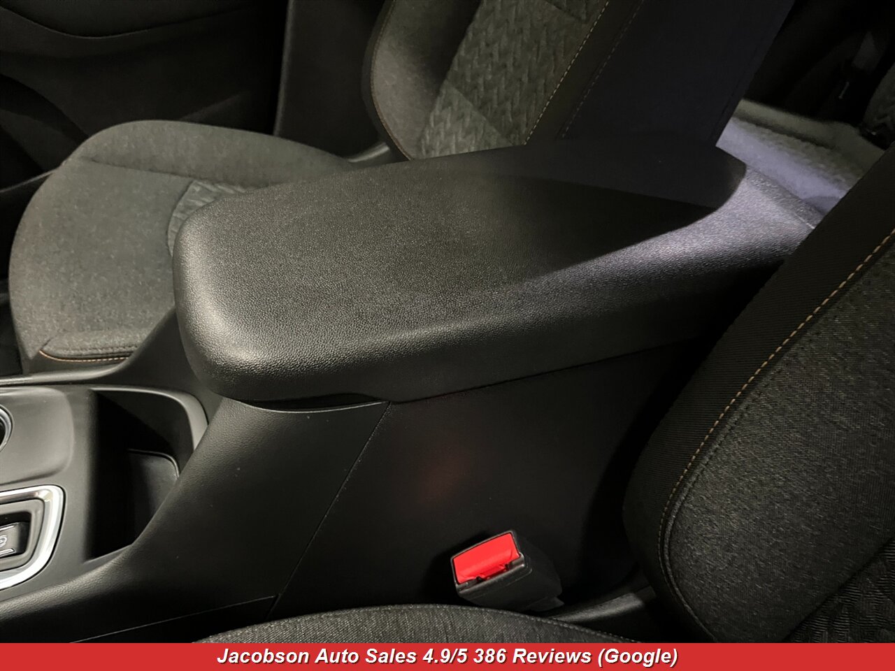 2024 Chevrolet Equinox LT 4x4 - Photo 28 - Oshkosh, WI 54901