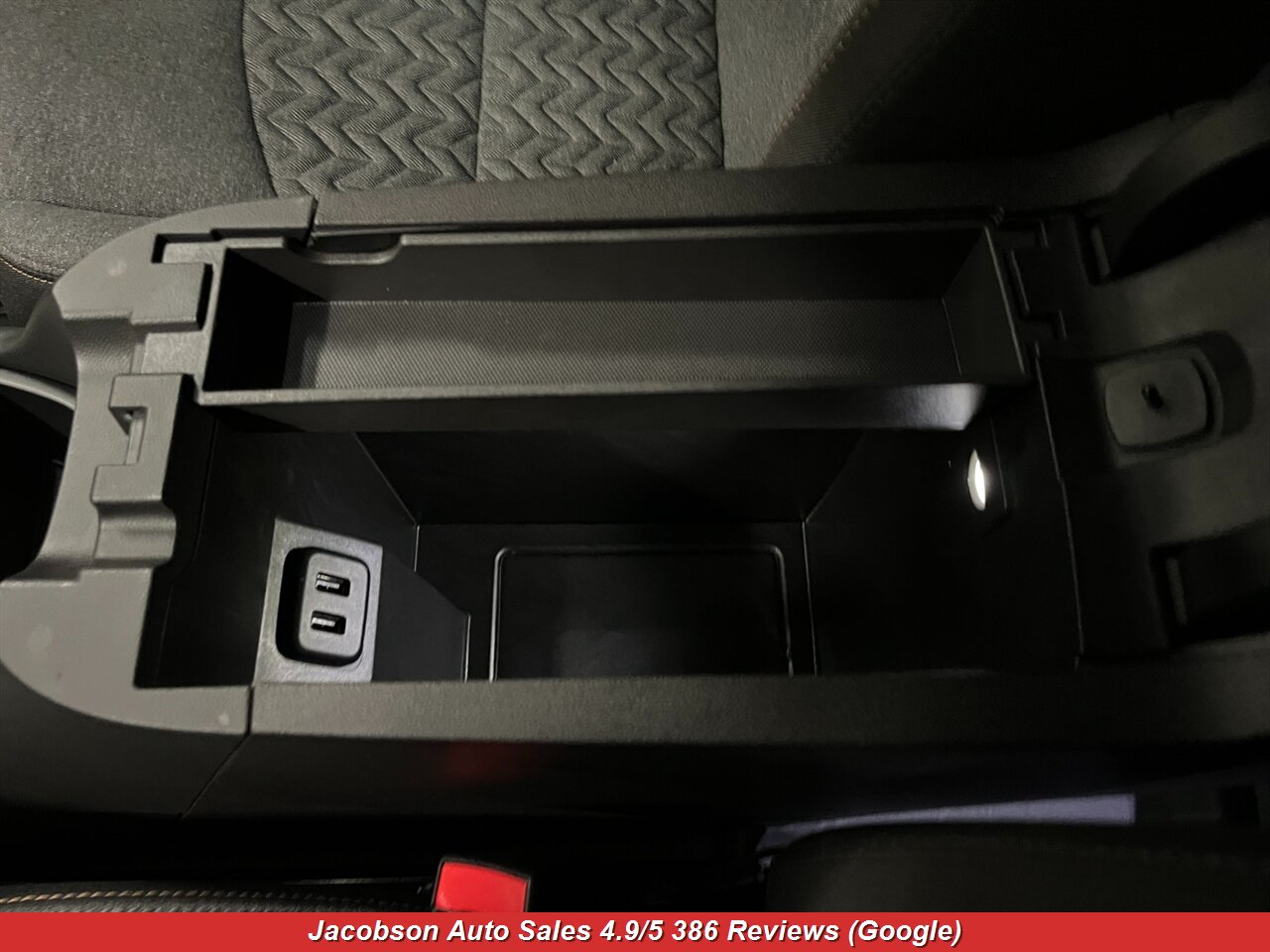 2024 Chevrolet Equinox LT 4x4 - Photo 30 - Oshkosh, WI 54901
