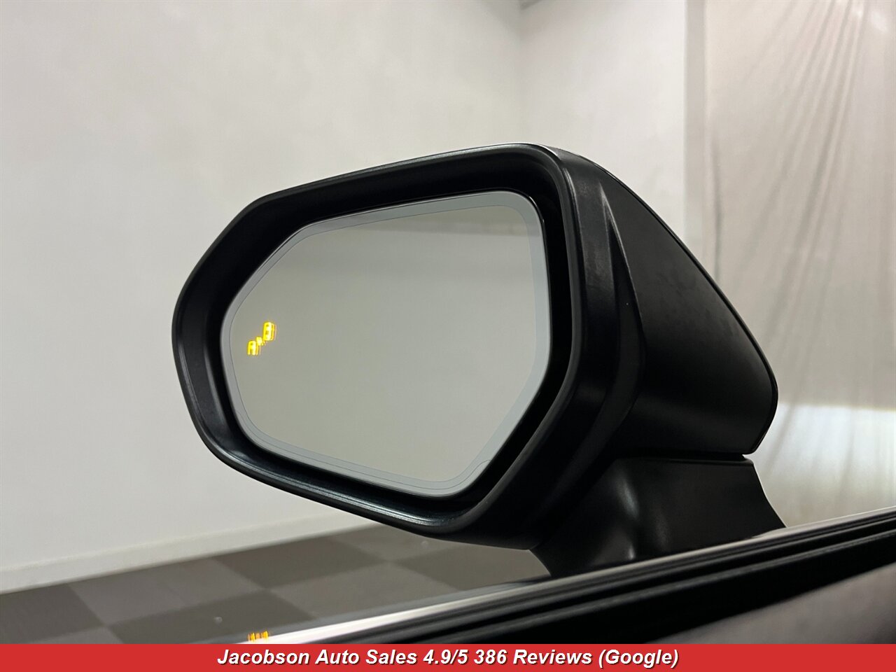 2020 Toyota Avalon Hybrid Limited - Photo 26 - Oshkosh, WI 54901