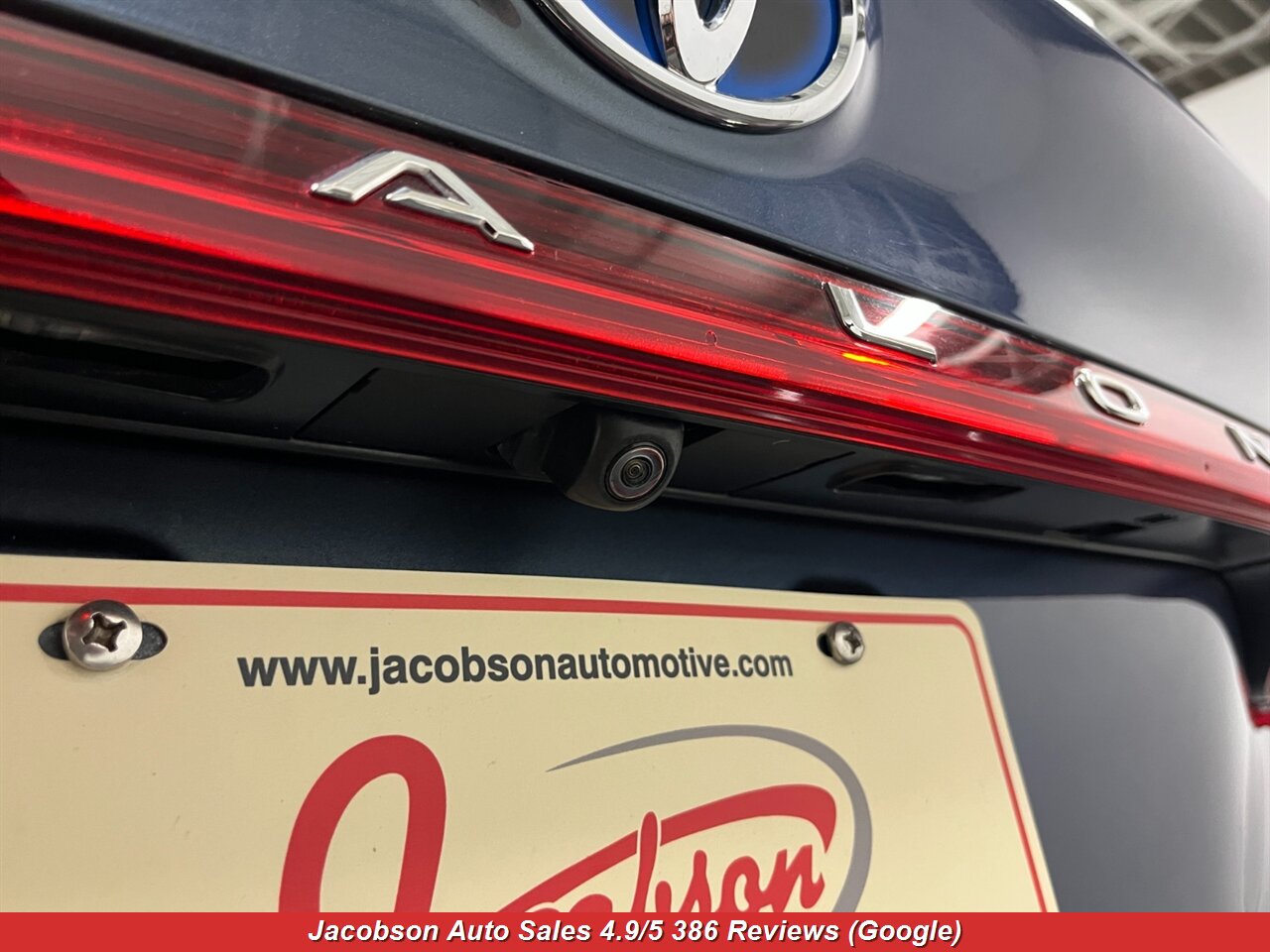 2020 Toyota Avalon Hybrid Limited - Photo 44 - Oshkosh, WI 54901