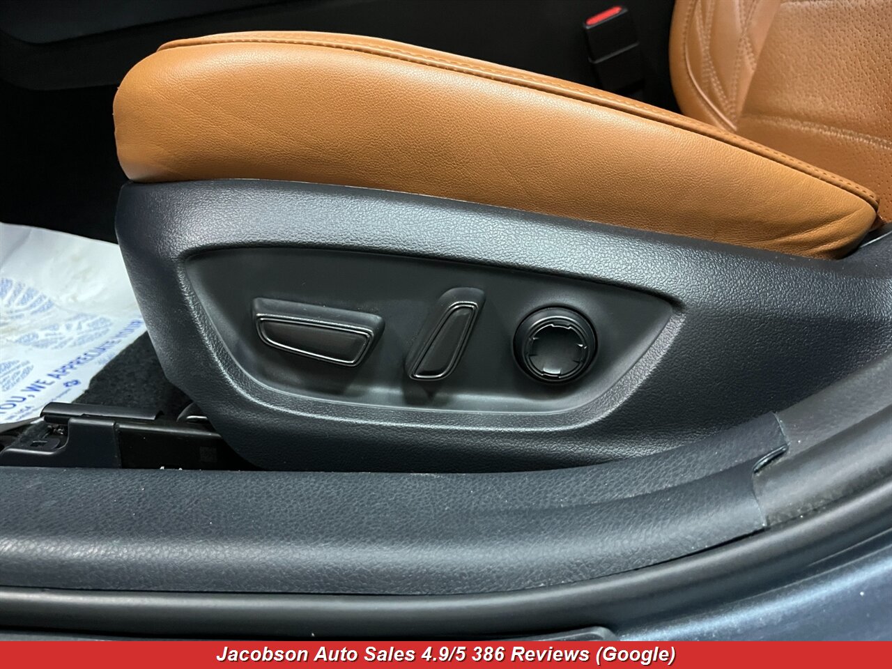 2020 Toyota Avalon Hybrid Limited - Photo 35 - Oshkosh, WI 54901