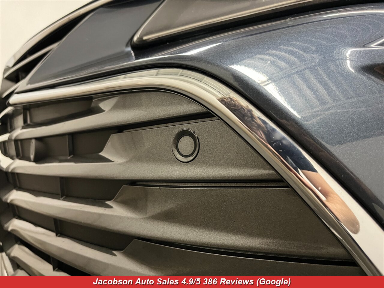 2020 Toyota Avalon Hybrid Limited - Photo 30 - Oshkosh, WI 54901