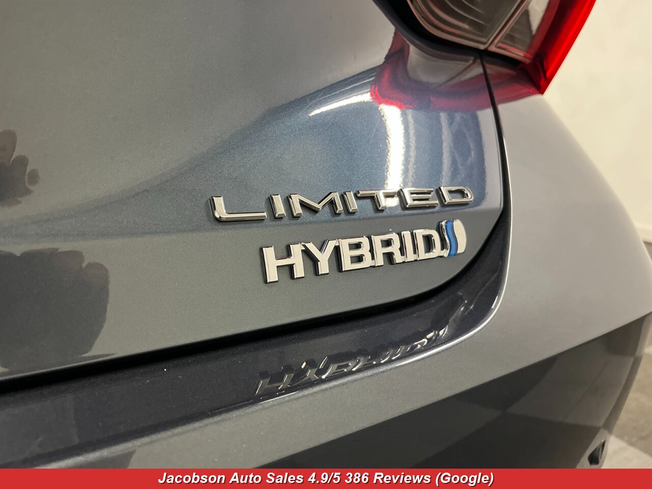 2020 Toyota Avalon Hybrid Limited - Photo 46 - Oshkosh, WI 54901