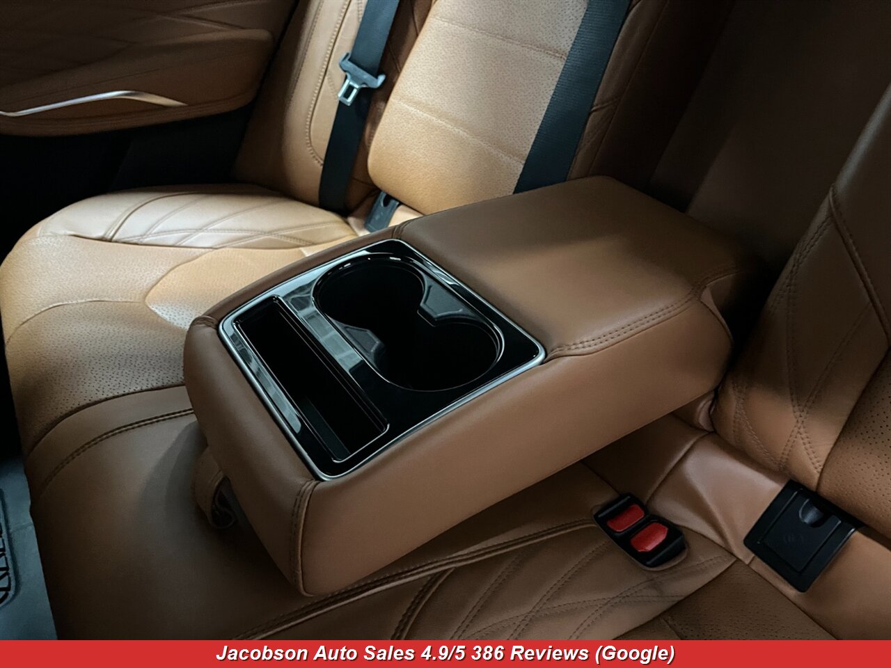 2020 Toyota Avalon Hybrid Limited - Photo 39 - Oshkosh, WI 54901