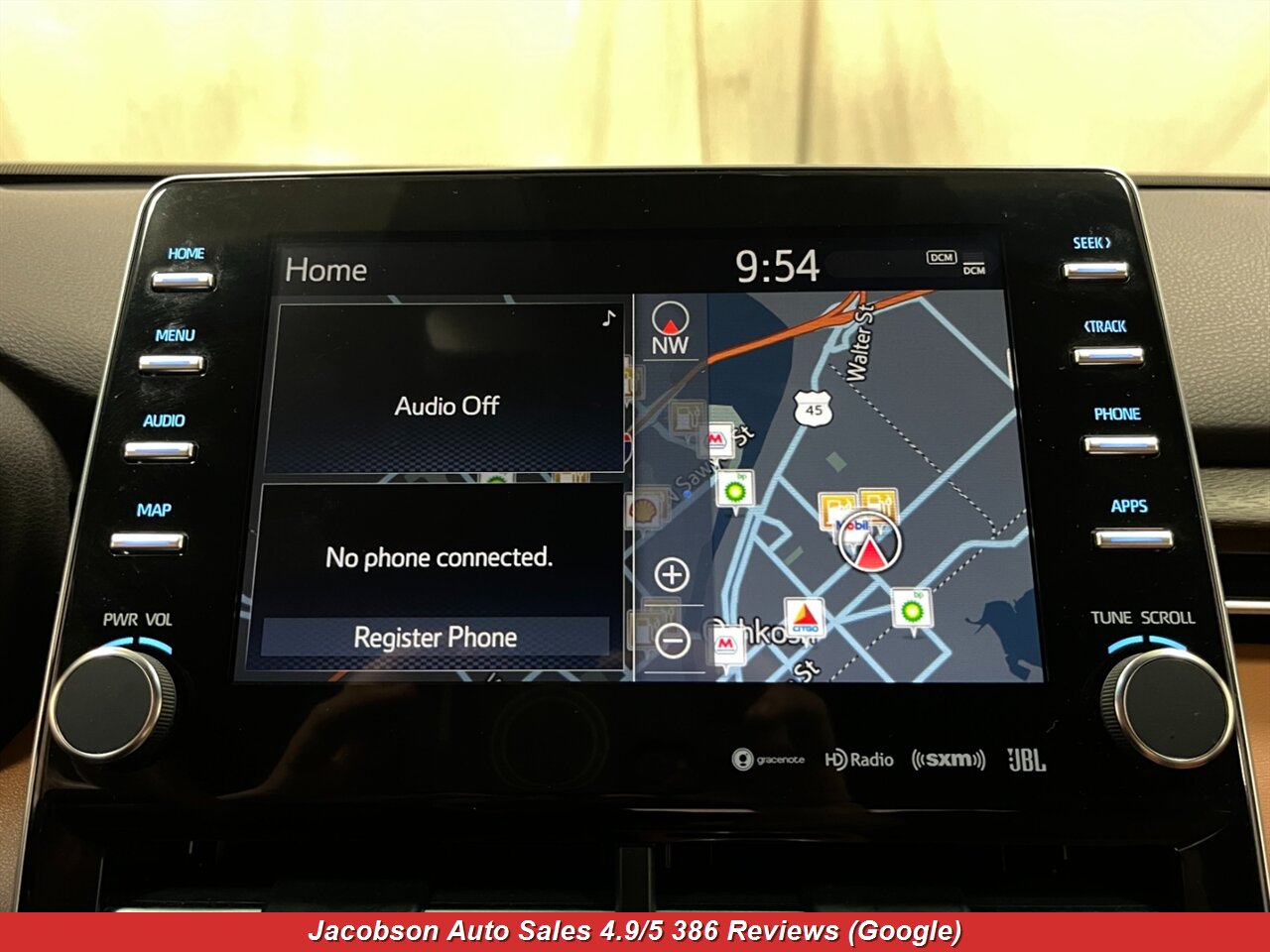 2020 Toyota Avalon Hybrid Limited - Photo 12 - Oshkosh, WI 54901