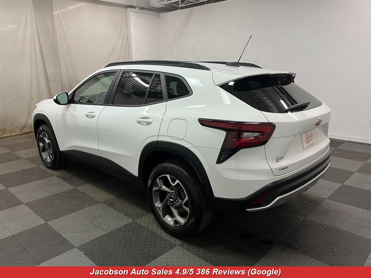 2025 Chevrolet Trax LT - Photo 45 - Oshkosh, WI 54901