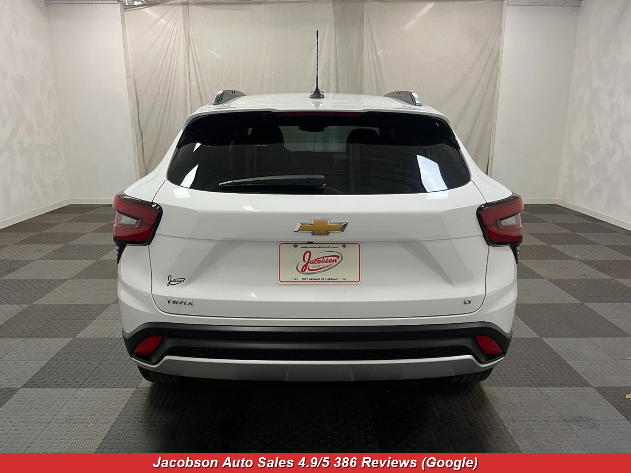 2025 Chevrolet Trax LT - Photo 42 - Oshkosh, WI 54901