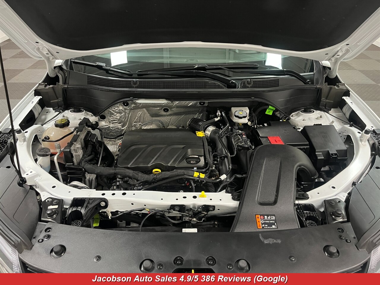 2025 Chevrolet Trax LT - Photo 32 - Oshkosh, WI 54901