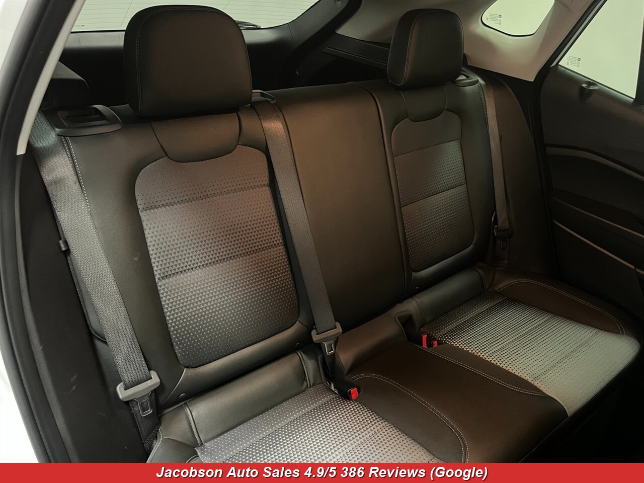 2025 Chevrolet Trax LT - Photo 34 - Oshkosh, WI 54901