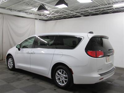 2023 Chrysler Voyager LX   - Photo 7 - Oshkosh, WI 54901