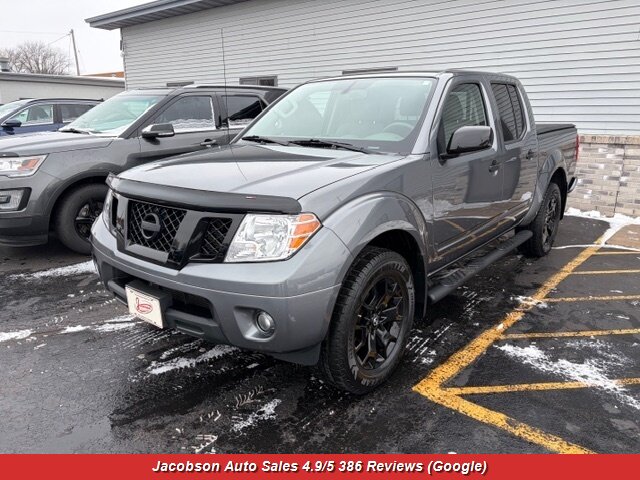 2019 Nissan Frontier SV Crew Cab 5' 4x4   - Photo 1 - Oshkosh, WI 54901