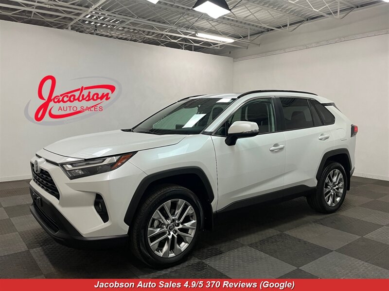2024 Toyota RAV4 XLE Premium AWD  