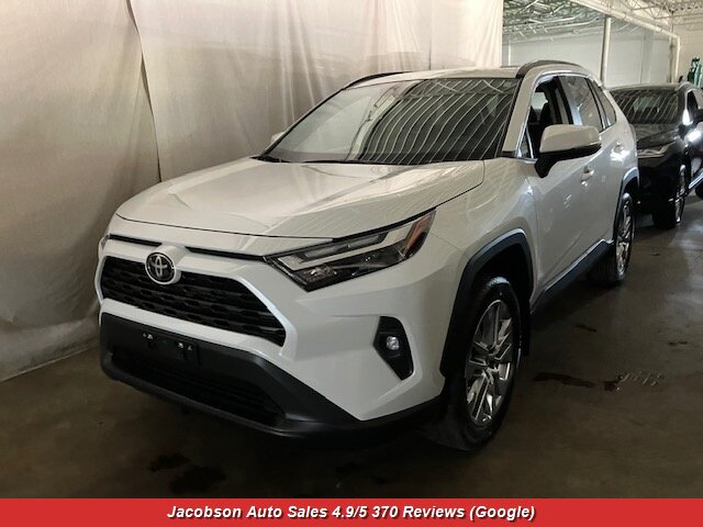 2024 Toyota RAV4 XLE Premium AWD - Photo 1 - Oshkosh, WI 54901