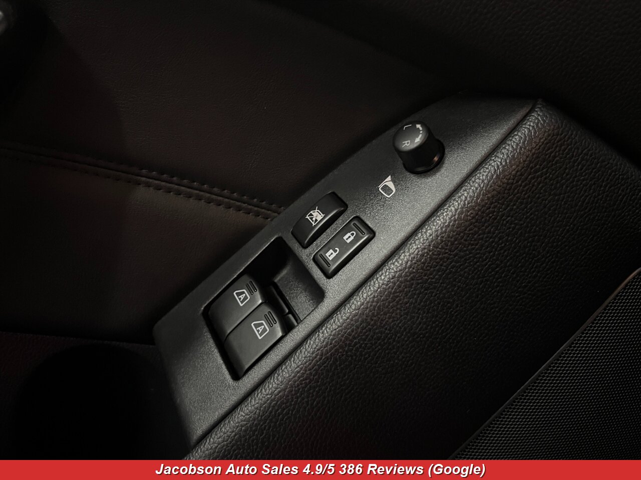2008 INFINITI G37 - Photo 2 - Oshkosh, WI 54901