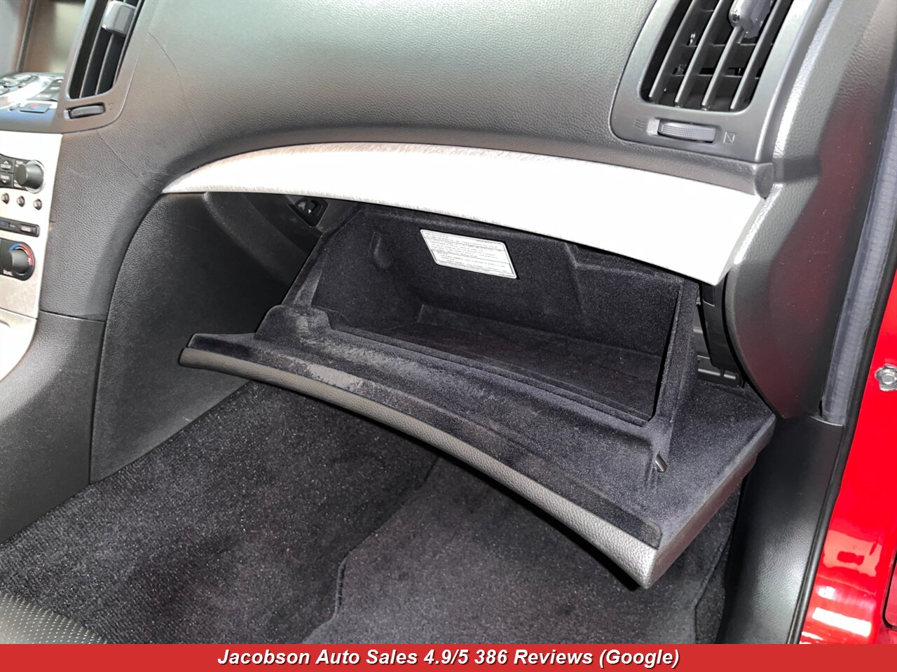 2008 INFINITI G37 - Photo 39 - Oshkosh, WI 54901