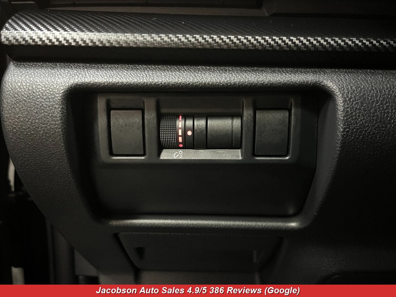 2024 Subaru Crosstrek Premium AWD - Photo 5 - Oshkosh, WI 54901