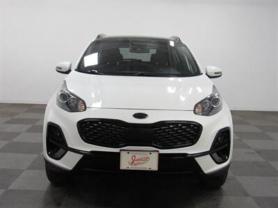 2022 Kia Sportage Nightfall AWD   - Photo 2 - Oshkosh, WI 54901