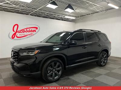 2023 Honda Pilot Sport AWD   - Photo 1 - Oshkosh, WI 54901