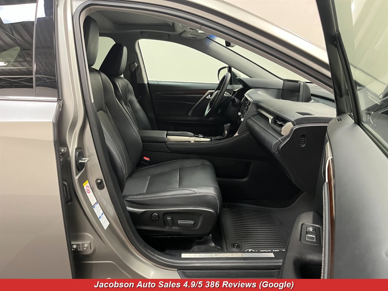 2017 Lexus RX 450h AWD - Photo 47 - Oshkosh, WI 54901
