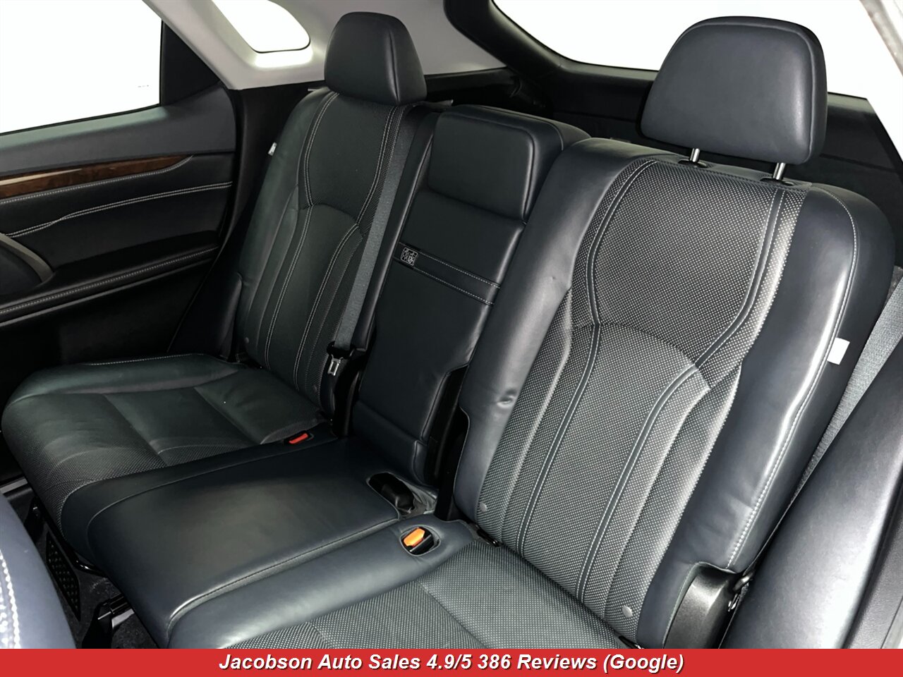 2017 Lexus RX 450h AWD - Photo 39 - Oshkosh, WI 54901