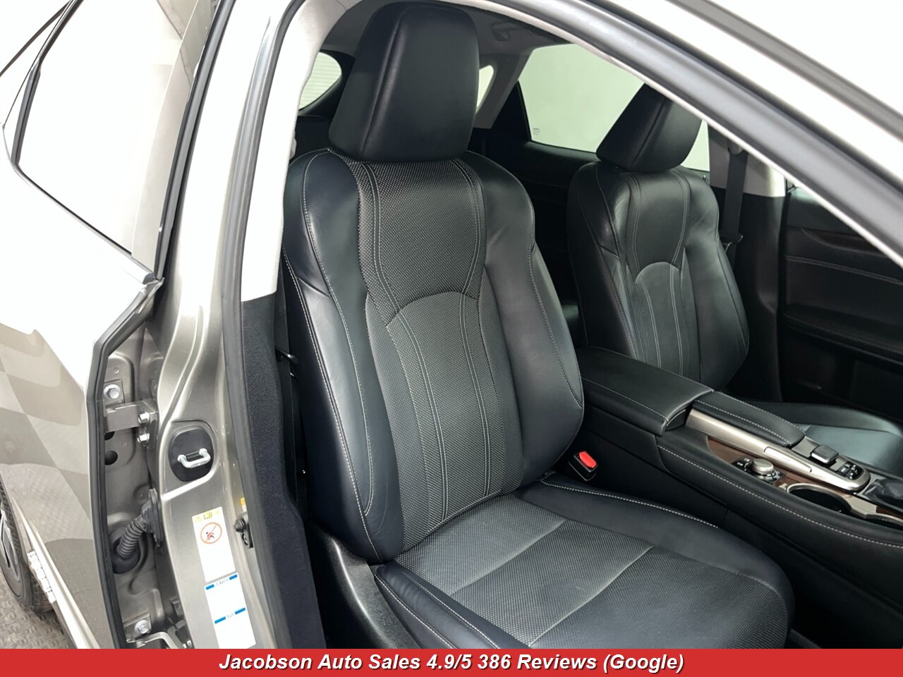 2017 Lexus RX 450h AWD - Photo 46 - Oshkosh, WI 54901