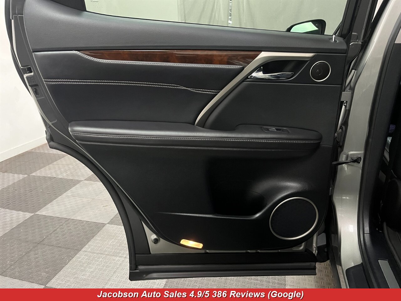 2017 Lexus RX 450h AWD - Photo 38 - Oshkosh, WI 54901