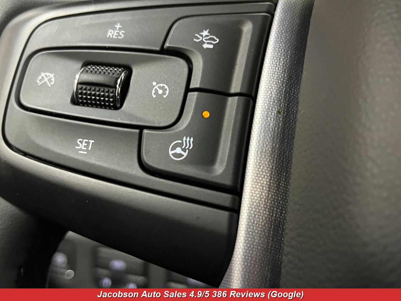 2024 GMC Sierra 1500 Elevation Standard Crew Cab SB 4x4 - Photo 16 - Oshkosh, WI 54901