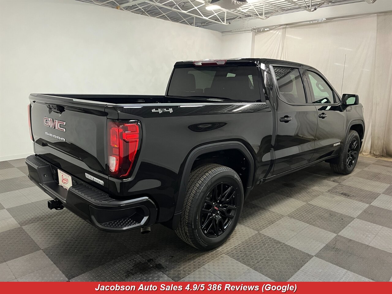2024 GMC Sierra 1500 Elevation Standard Crew Cab SB 4x4 - Photo 48 - Oshkosh, WI 54901