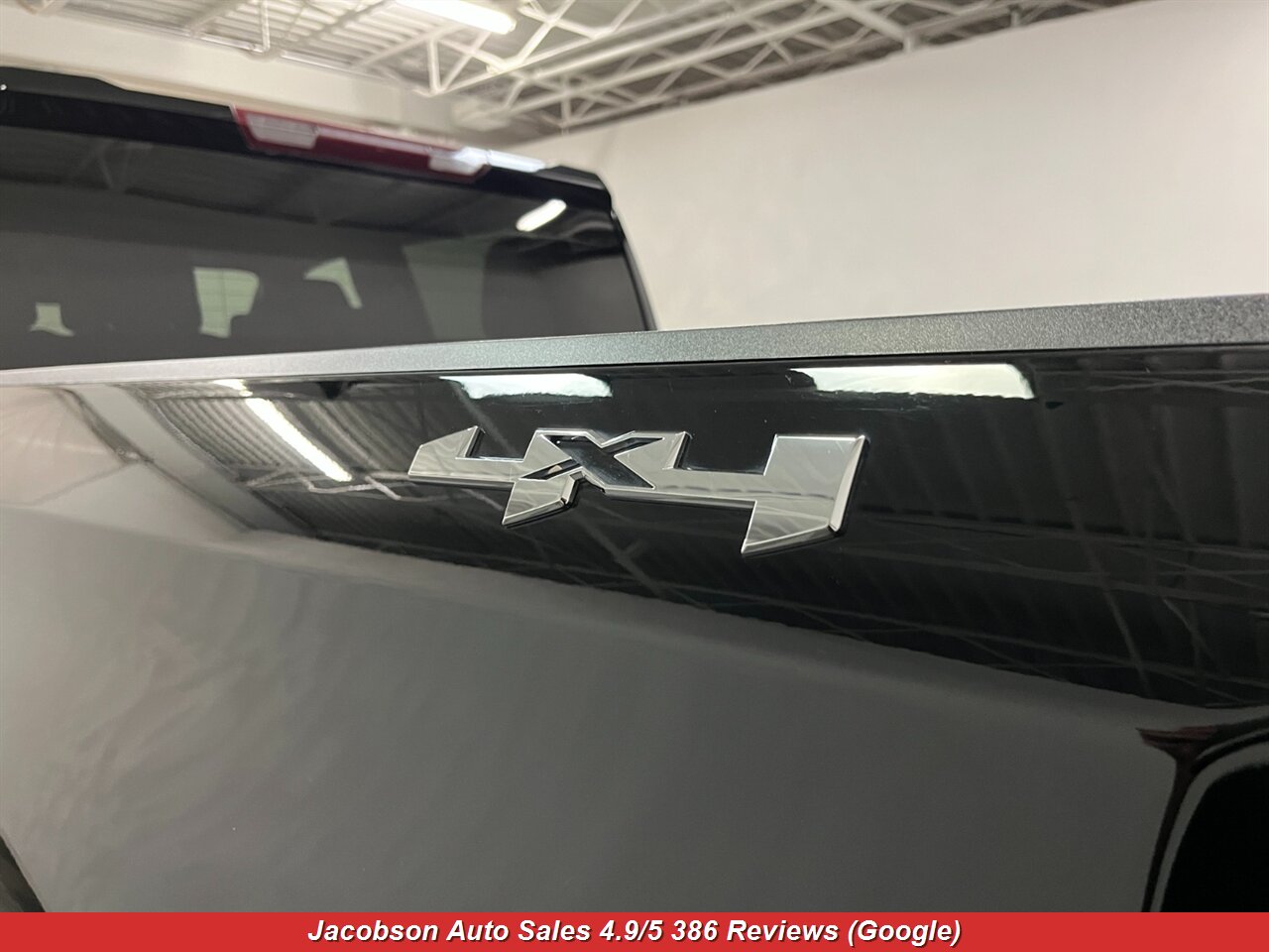 2024 GMC Sierra 1500 Elevation Standard Crew Cab SB 4x4 - Photo 43 - Oshkosh, WI 54901