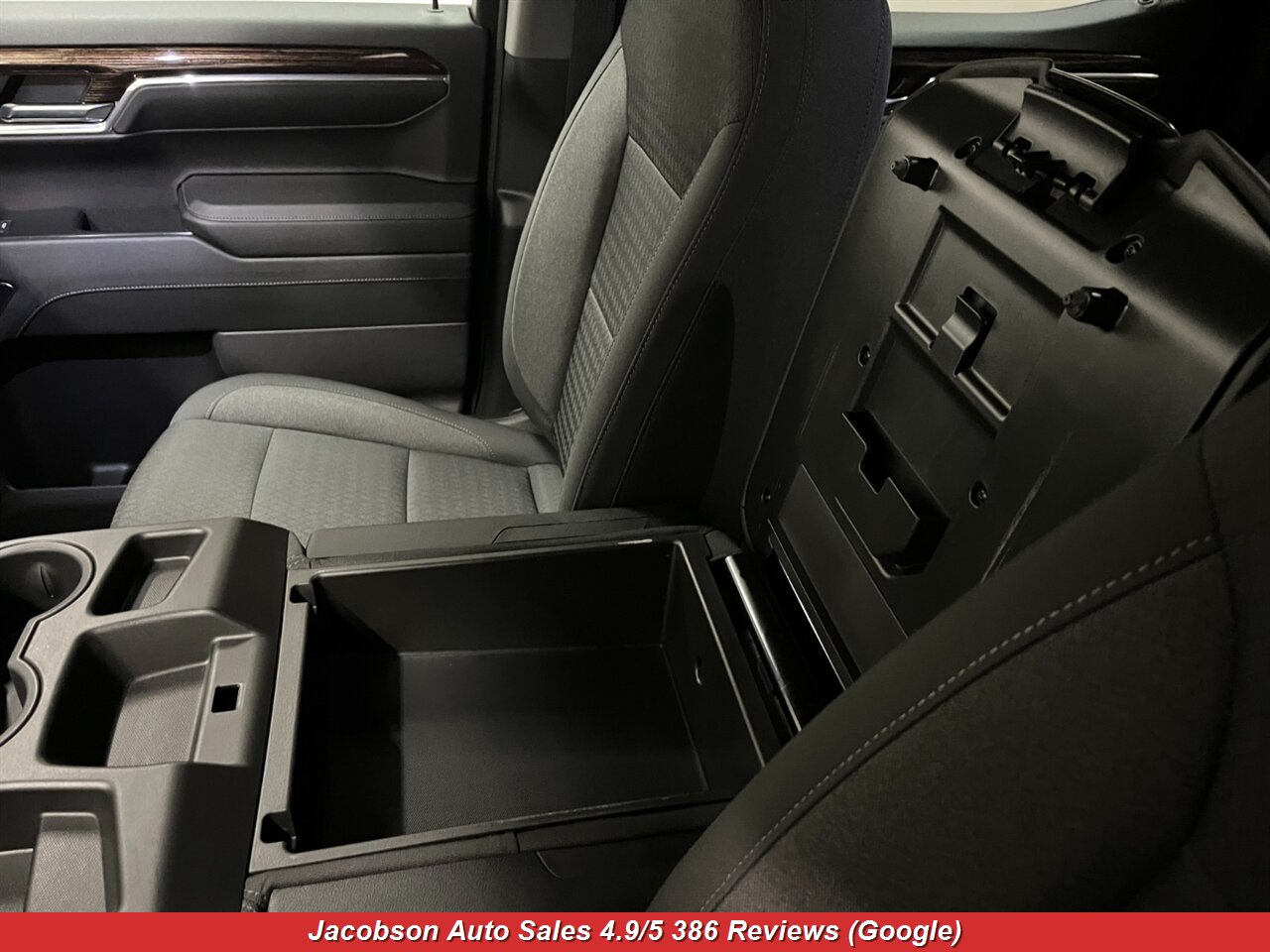 2024 GMC Sierra 1500 Elevation Standard Crew Cab SB 4x4 - Photo 25 - Oshkosh, WI 54901