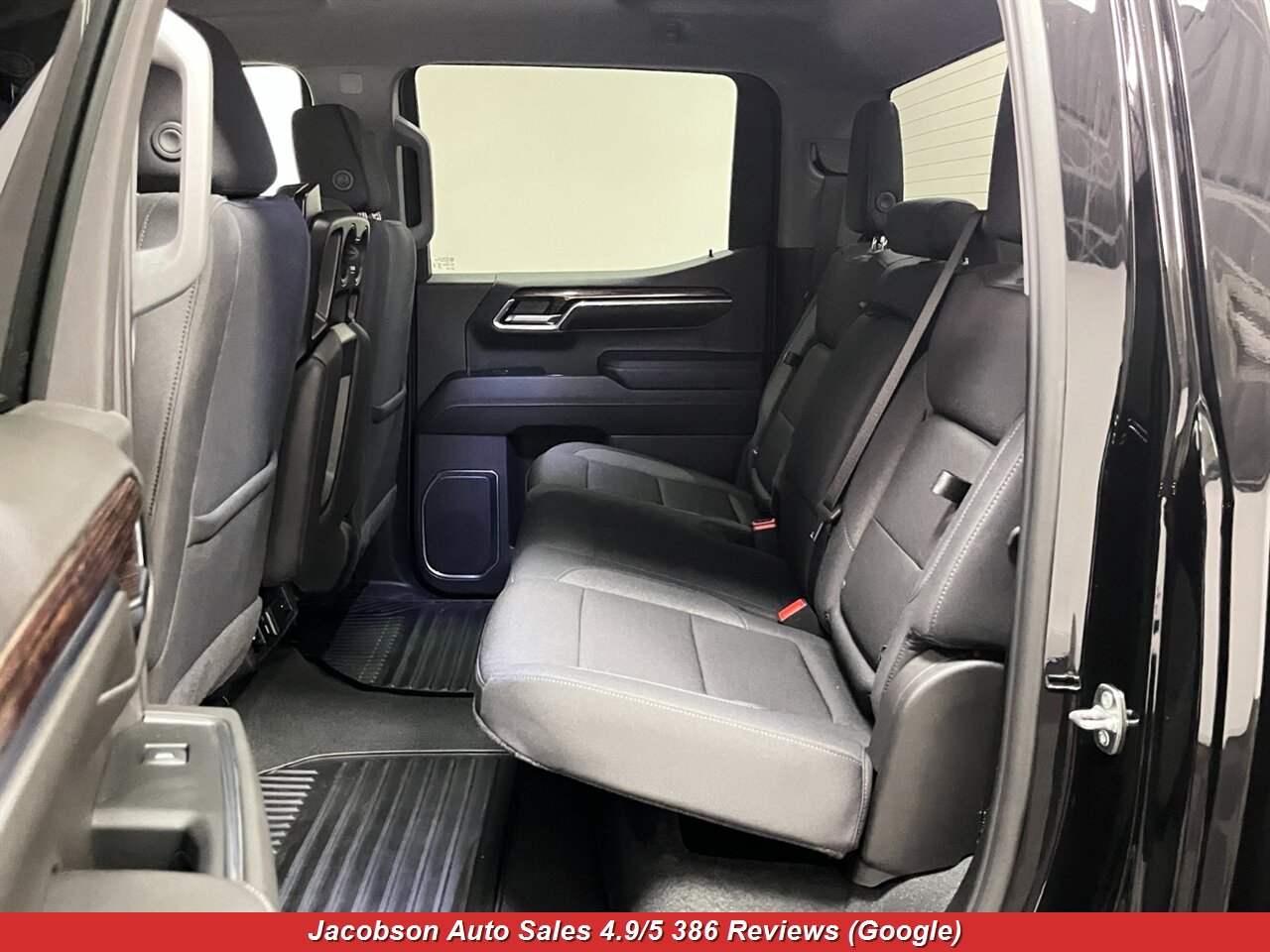 2024 GMC Sierra 1500 Elevation Standard Crew Cab SB 4x4 - Photo 40 - Oshkosh, WI 54901
