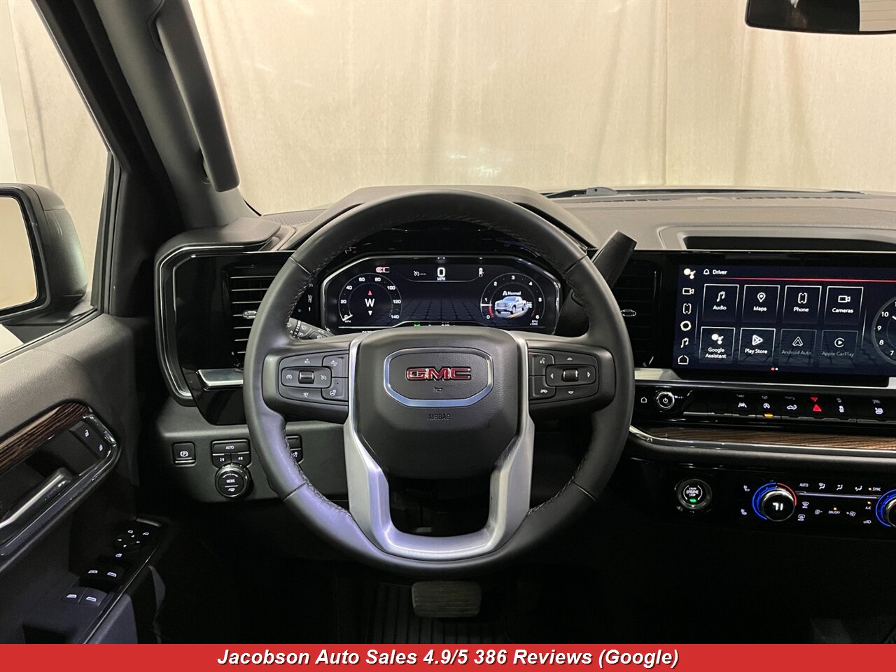 2024 GMC Sierra 1500 Elevation Standard Crew Cab SB 4x4 - Photo 62 - Oshkosh, WI 54901